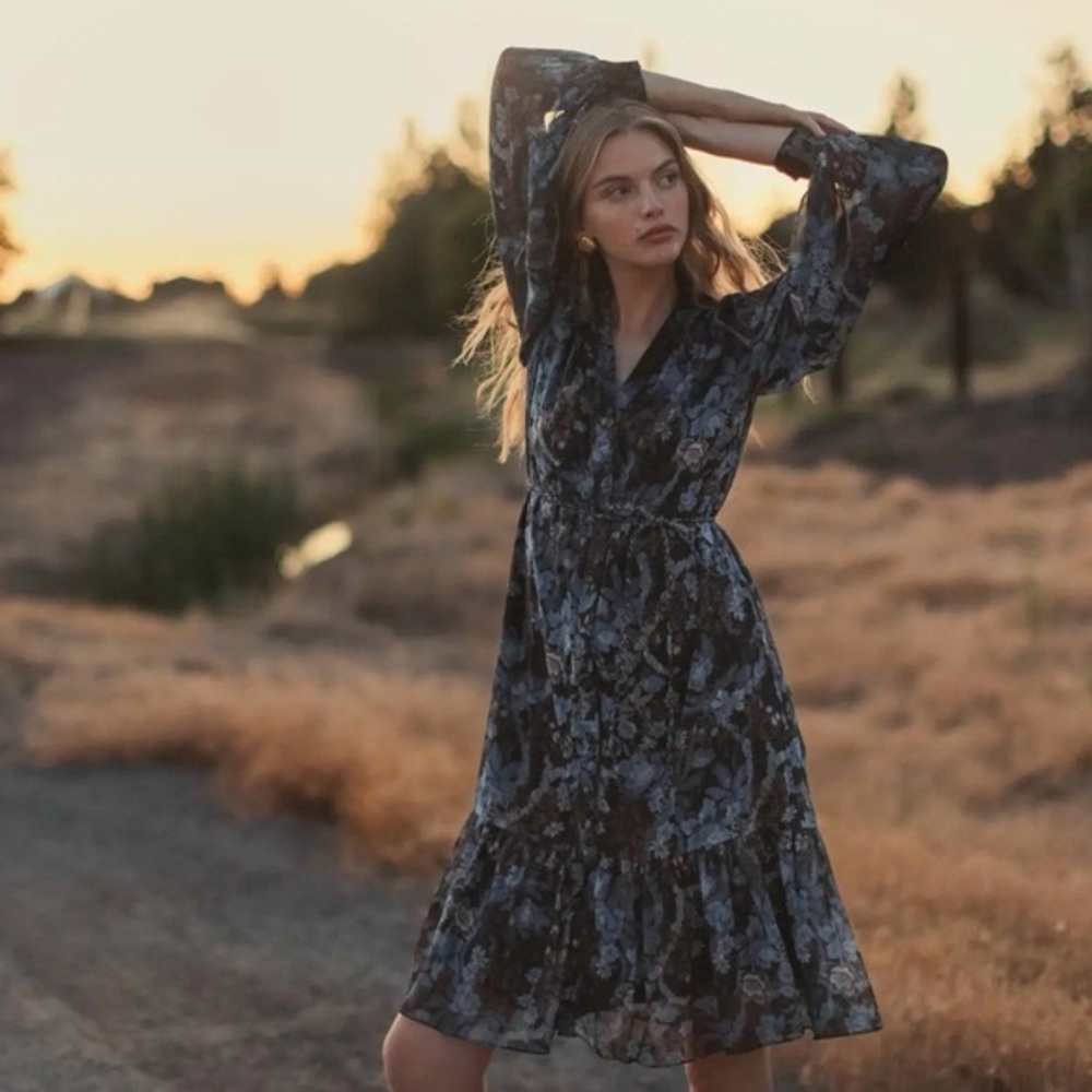 Mac Duggal Blue Lurex Chiffon Bishop Sleeve Button Up Midi Dress